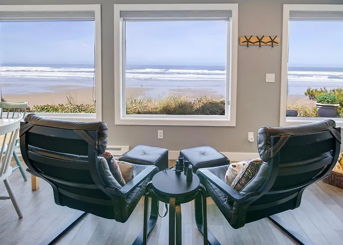 Ocean Front With Beautiful Views! The Beach House-Seal Rock