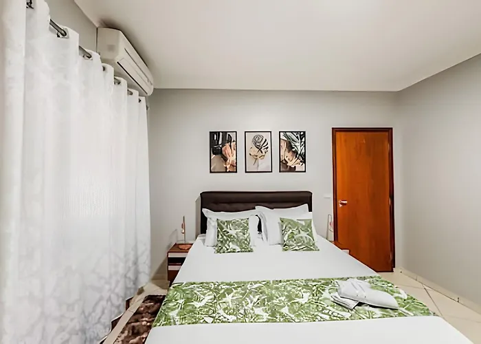 Casa no Jd Oriental, ar condicionado e vaga