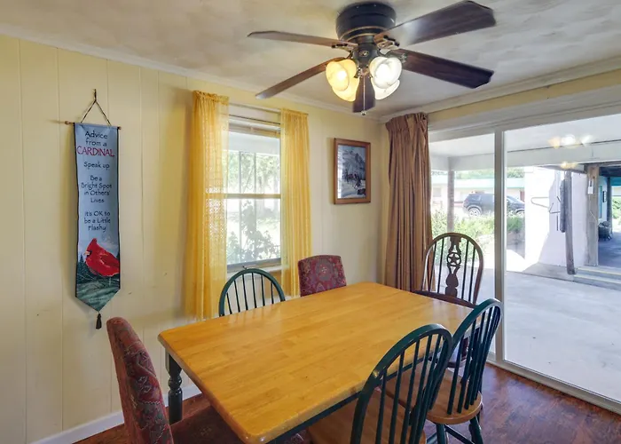 Hike From Your Door! Pet-Friendly Whitney Home