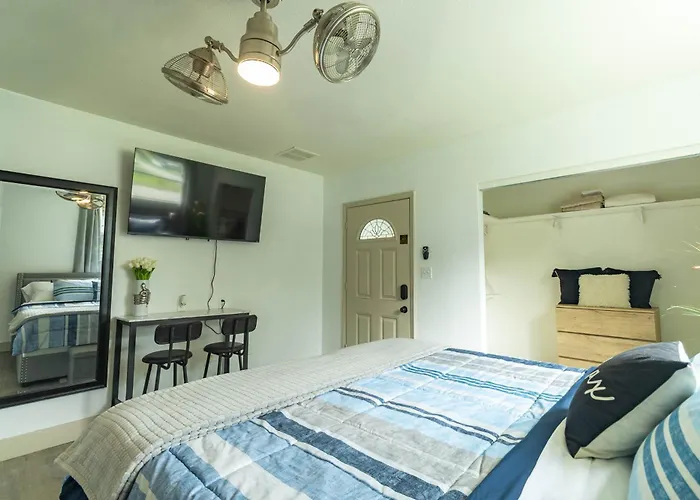 10 Minutes From Universal - Relaxing Guest Suite