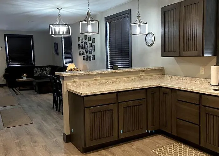Modern Condominium With Pet-Friendly Drift Boat Parking Near Madison River In Ennis, Montana