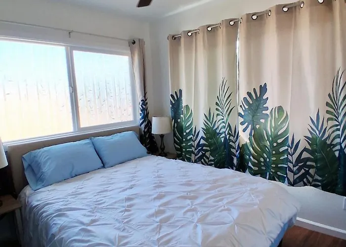 Hale Maluhia-Private 2 Bedroom Home