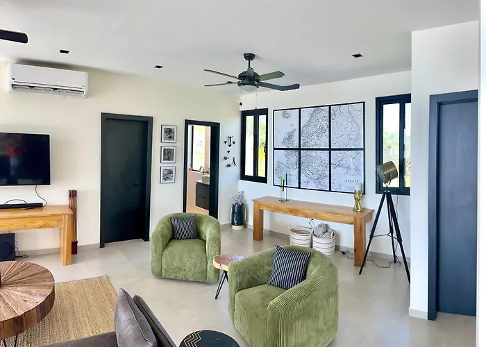 Villa Sea La Vie