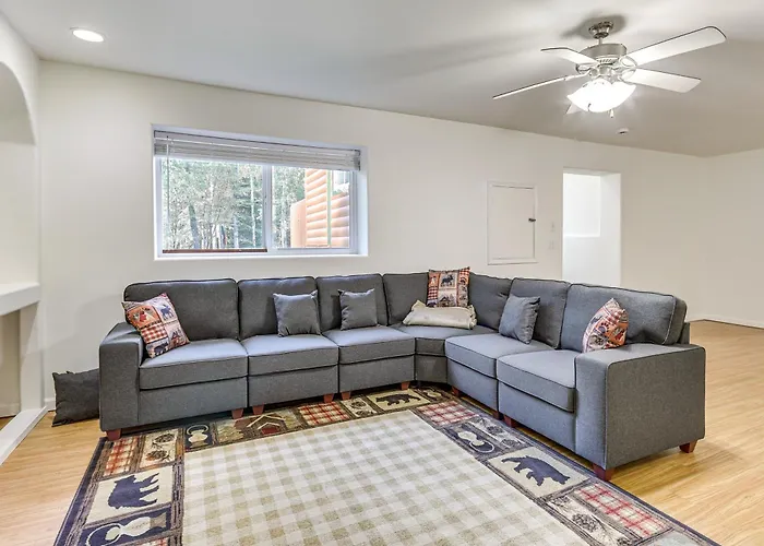 Spacious & Scenic Wasilla Getaway Near Adventures