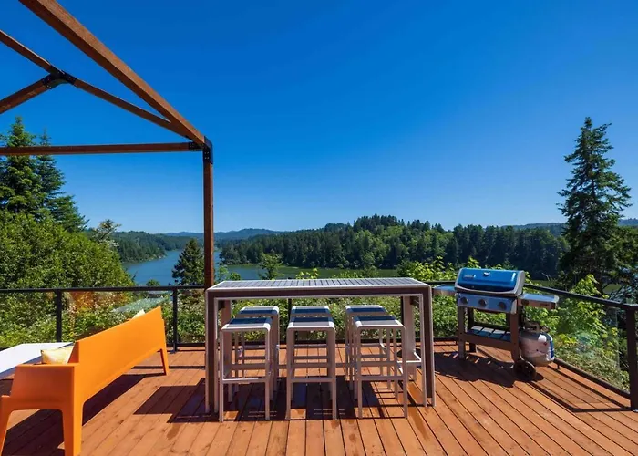 Tenmile Lakeview Hideaway