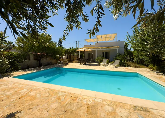 Villa Karneios - Private Pool Near Chania & Beach