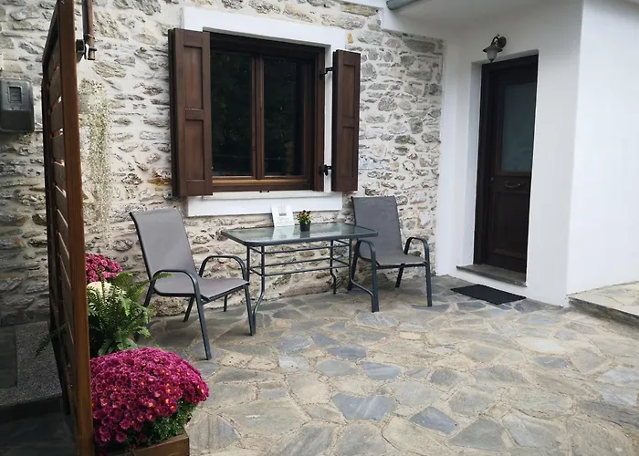 Effrosini Stonehouse Center Portaria