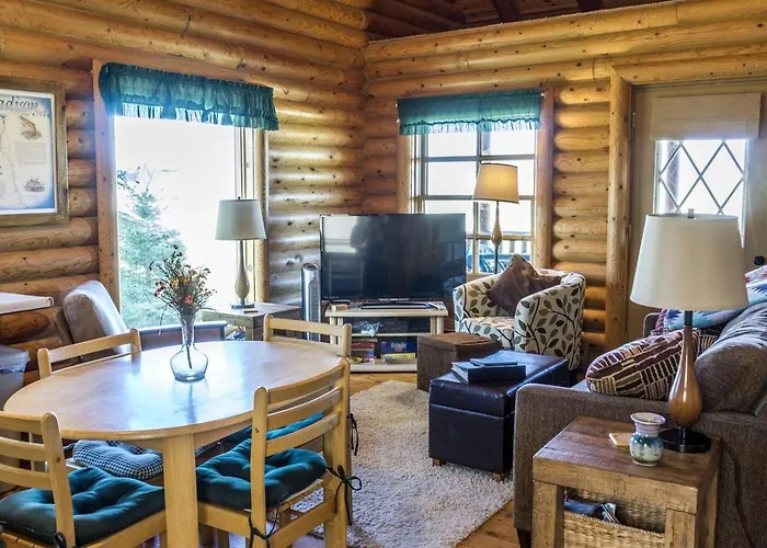 Charming Cabin With Spectacular Mountain Views Near Madison River In Ennis, Montana