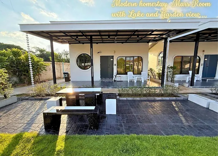 Moon Stars Mars Homestay-Mars Room