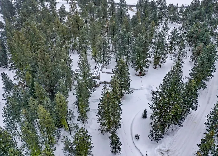 Ponderosa - 5-Acre Retreat With Serene Views By Lake Cascade