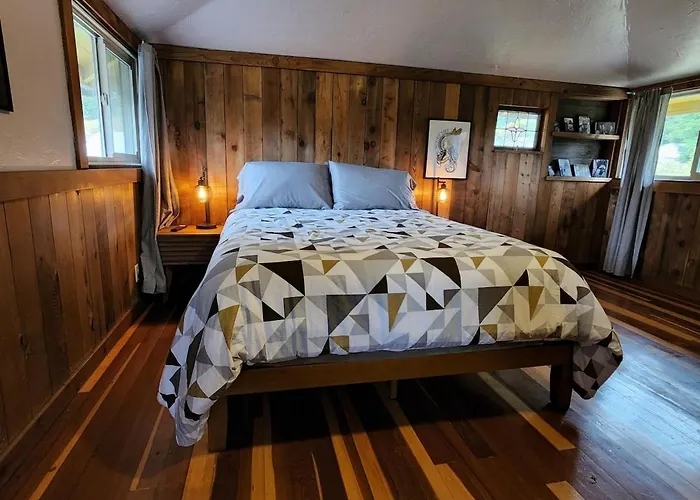 Unique Farm Apartment With Woodstove