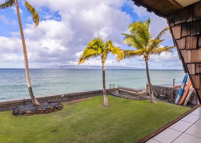 Kulakane 212- Oceanfront Condo, Coastal Vibes, Island Views