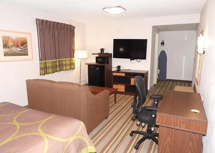 Super 8 By Wyndham Westminster Denver North