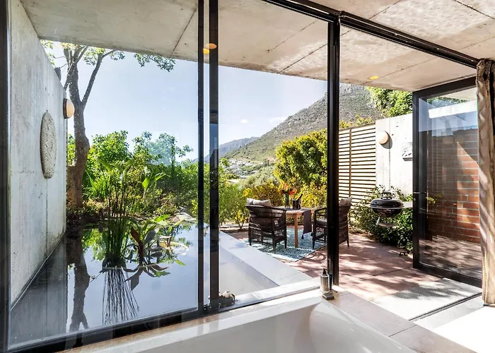 Snooze In Hout Bay Self-Catering