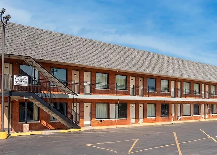 Hotel O Miami Inn & Suites Chicago Midway Airport