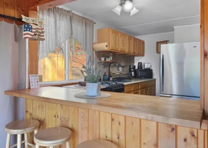 Pocono Cabin With Hot Tub And Private Pool At Shawnee Mtn