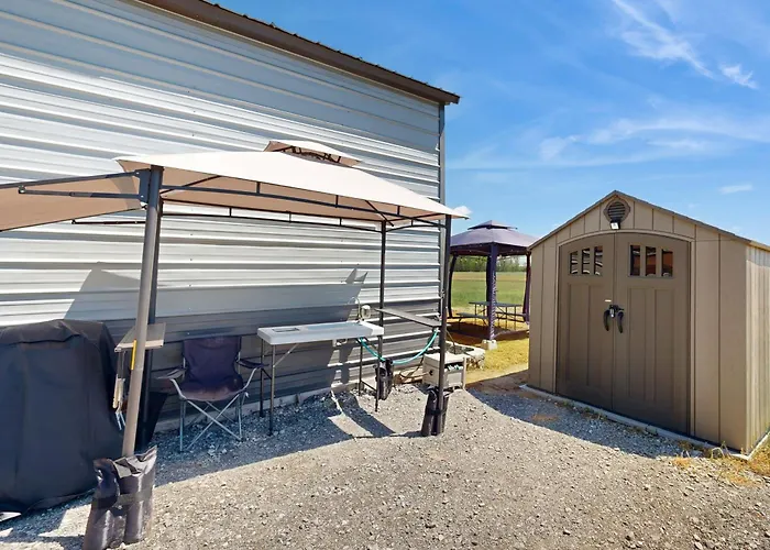 Close To Reelfoot Lake! Dog-Friendly Retreat