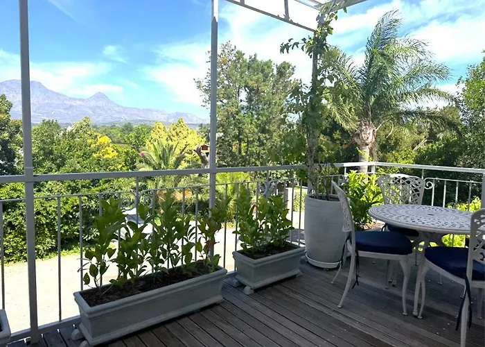 One Oak Guest House