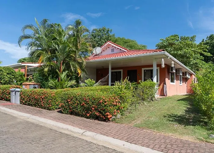 Pura Vida Villa! Beachfront Golf And Country Club Los Delfines 24 Hours Security