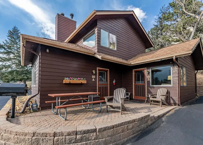 Mcgregor Mountain Lodge