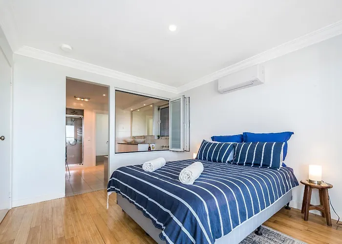 Ocean Surf - Luxury Apartment With Ocean Views