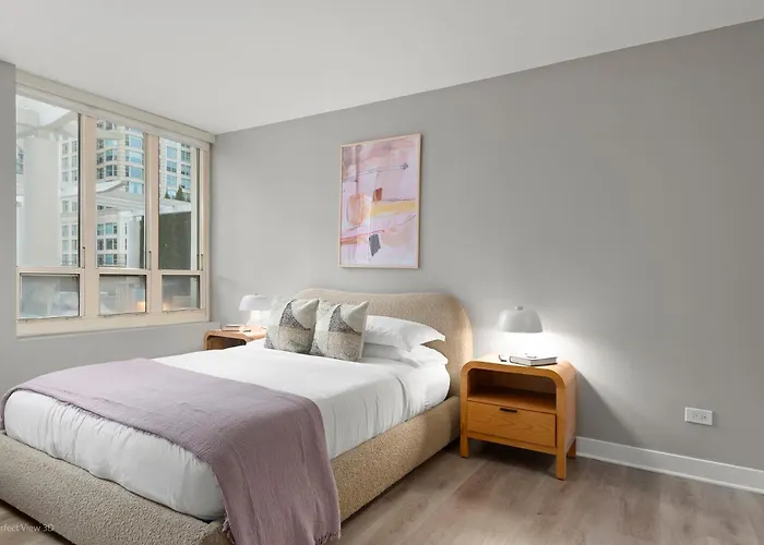 The Bernardin Gold Coast Luxury Apartments Near Magnificent Mile