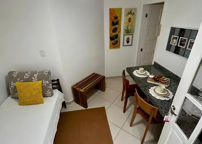 Cantinho Ítalo-Germânico Hospedagem - Suíte Girassol - Centro, Marechal Floriano-ES