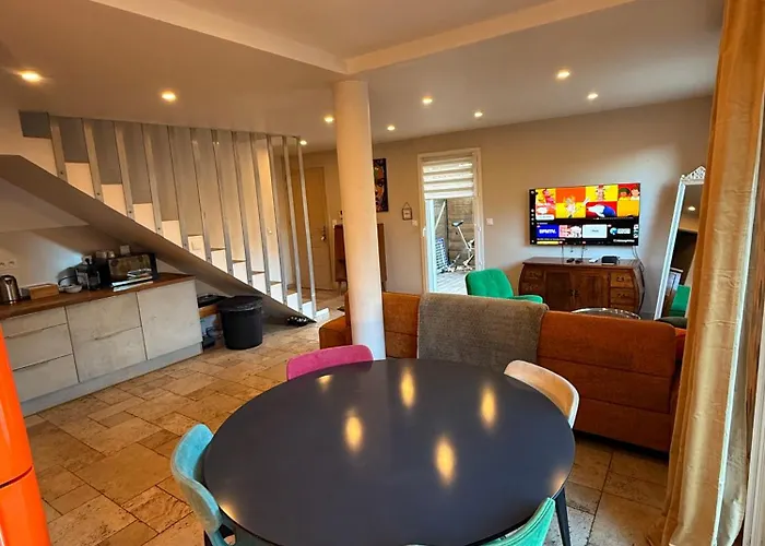 Maison Avec Piscine Chauffee Et Jacuzzi Proche Des Plages