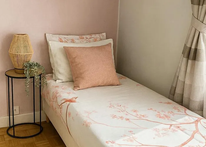 7 Guests, Couchages- Parking Inclus- Proche Metro At Door- 8Min Paris