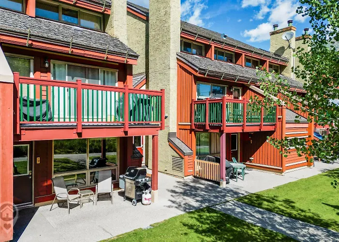 Horsethief Lodge By Stayin