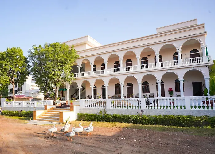 Shivrati Vilas, Himmat Bagh