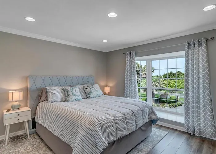 Wellness Retreat - Oceanfront Condo W Beach Access