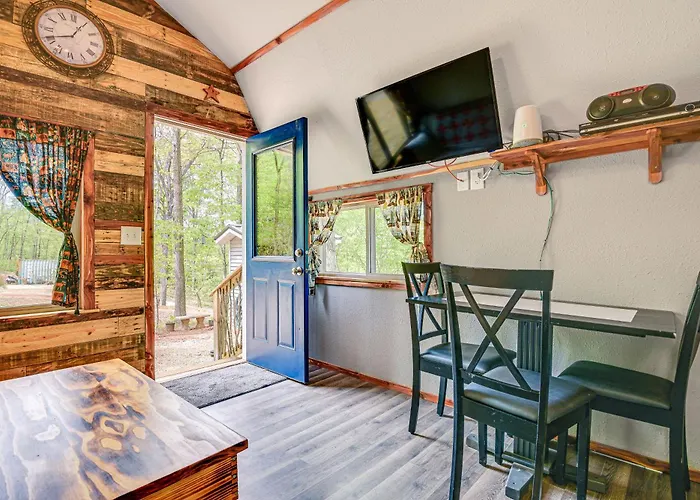 Mtn-View Cabin W/ Deck & Fire Pit In Des Arc!