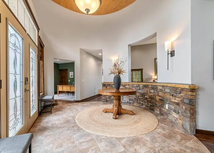 Luxury Lodge Near Giants Ridge