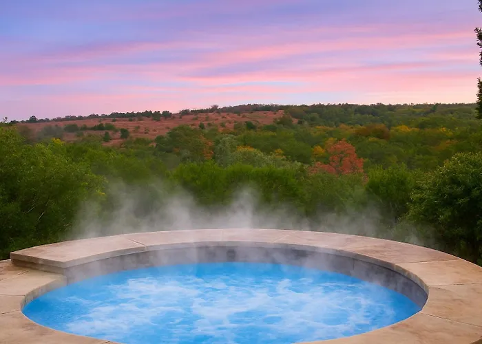 Hilltop Saltwater Pool And Hot Tub