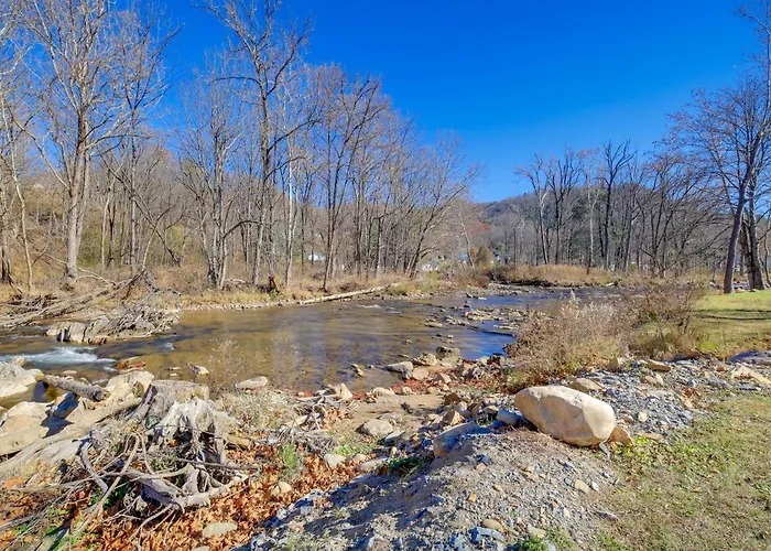 Steps To Virginia Creeper Trail: Creekside Retreat