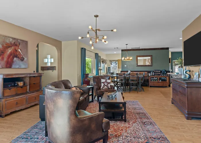 Star Ranch Lodging