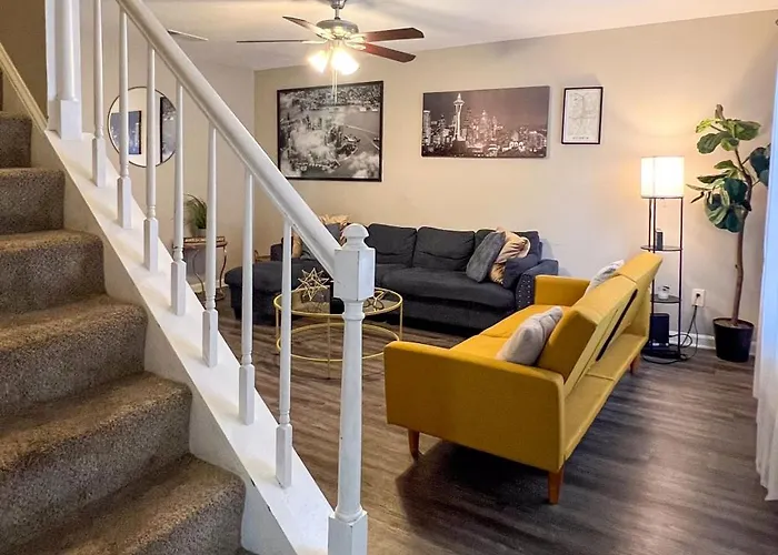 Charming 3 Bedroom Home In Clayton County