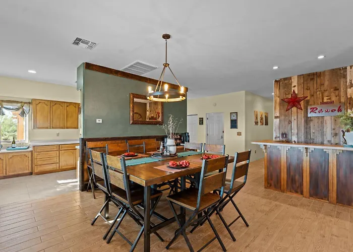 Star Ranch Lodging