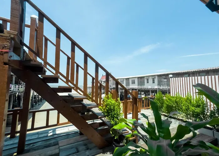 Seawave Guest House