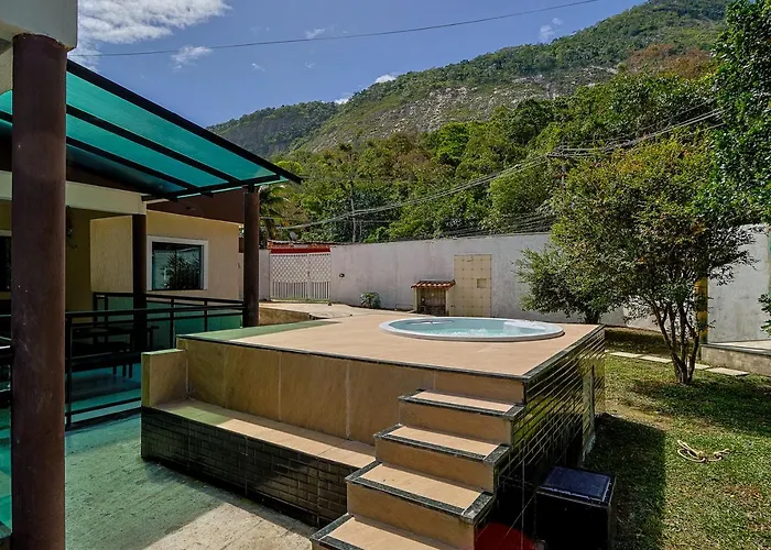 Casa em Itaipuaçu c Hidro e Churrasqueira - Maricá