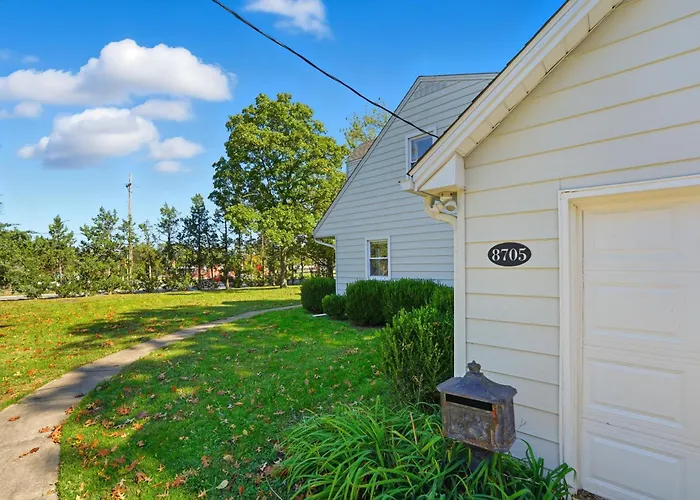 Kansas Cape Cottage