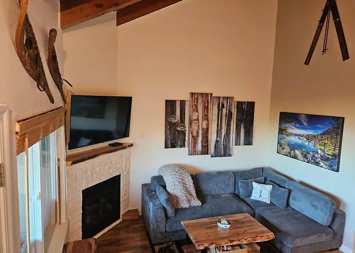 Heavenly Stagecoach Ski Retreat