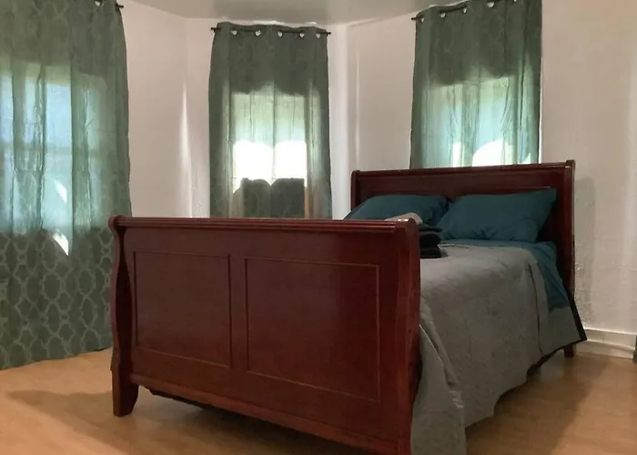 Spacious, Unique Pr Near Binghamton University