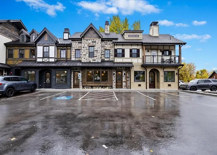The Bee Room - Stylish Loft In Downtown Midway Near Park City & Deer Valley Ski Resorts