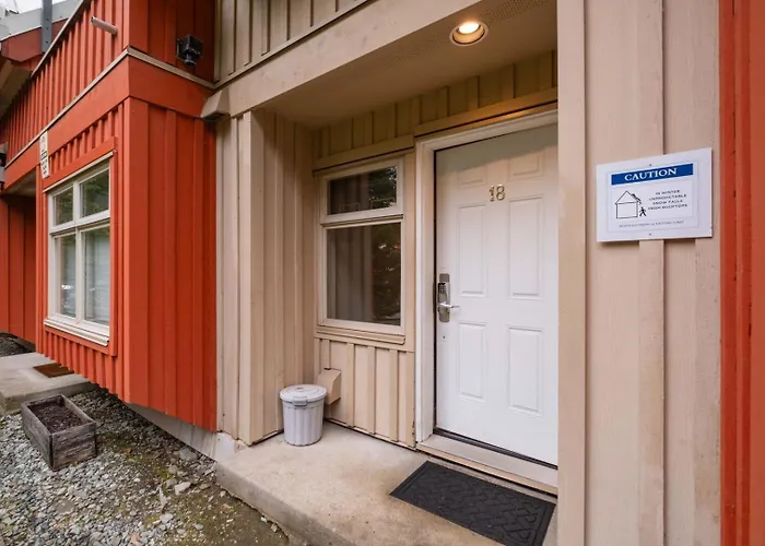 Lake Placid Lodge 18 By Outpost Whistler