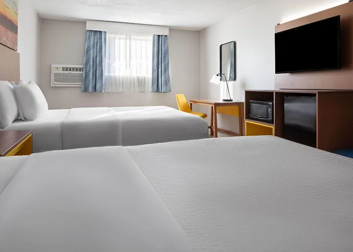 Days Inn By Wyndham Omaha Ne
