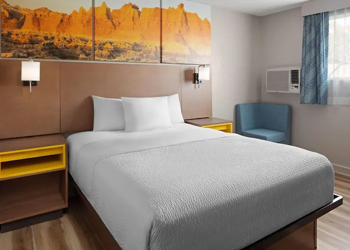 Days Inn By Wyndham Omaha Ne