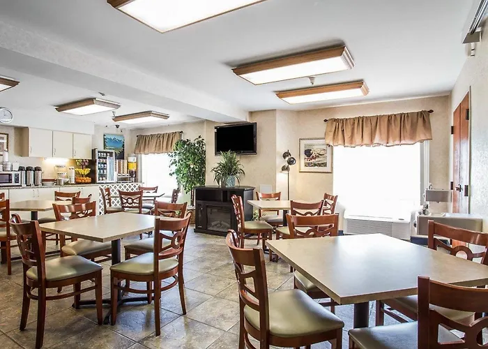 Econo Lodge Denver International Airport