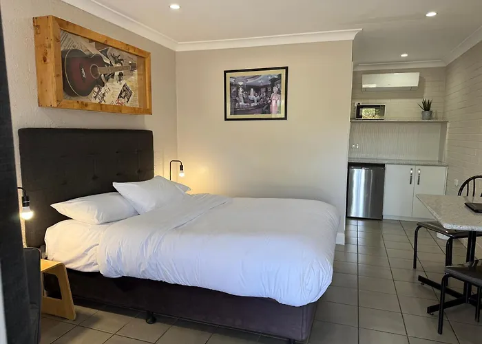 Country Leisure Motor Inn